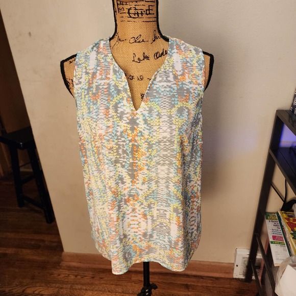 Daniel Rainn Pastel Geometric Sleeveless V-Neck Tank Top Blouse Size Sma… - Picture 1 of 8